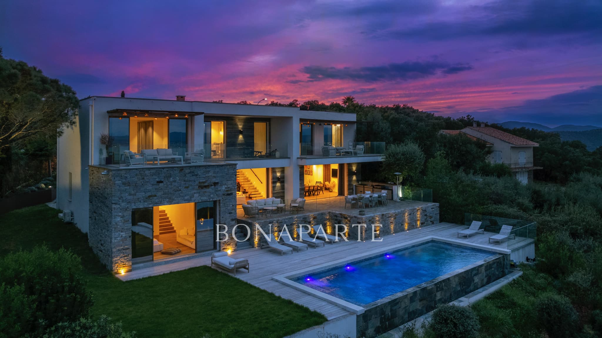 VILLA CONTEMPORAINE VUE MER PANORAMIQUE